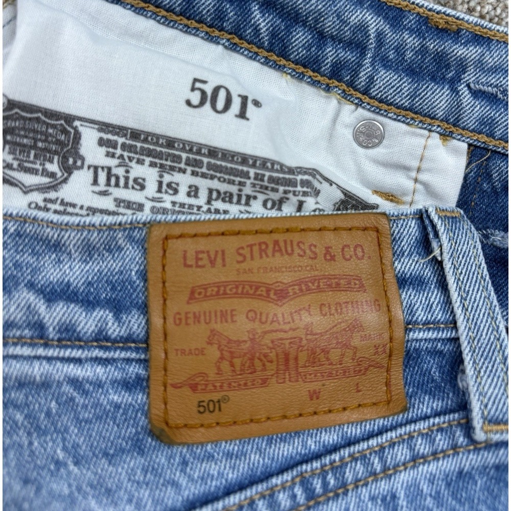 Levi's Premium 501 Jeans Women's 26 Blue Hollow Days Light Wash Stretch Denim - Picture 4 of 12